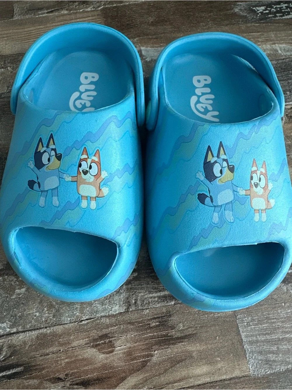 Ground Up bright blue